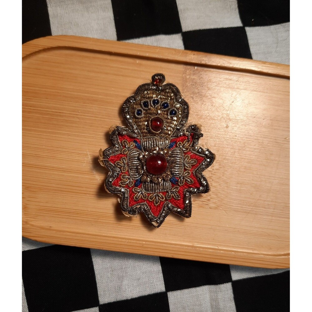 Vintage Embroidered Masonic Knights Templar / Rosicrucian Crown Badge